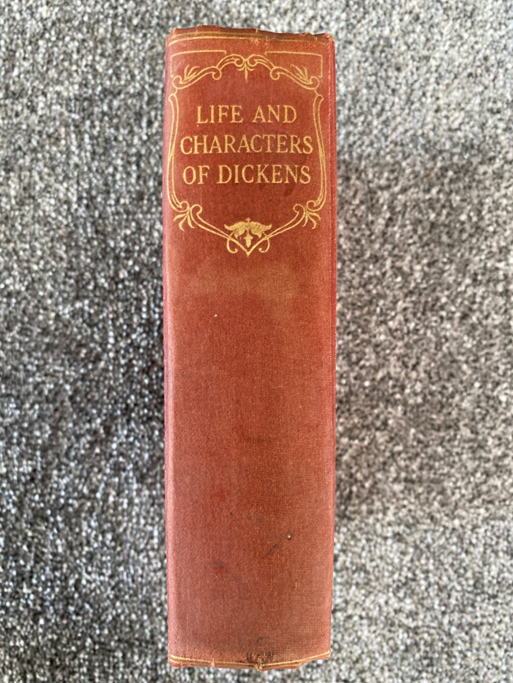 The Life and Characters of Charles Dickens - H. C. Dent