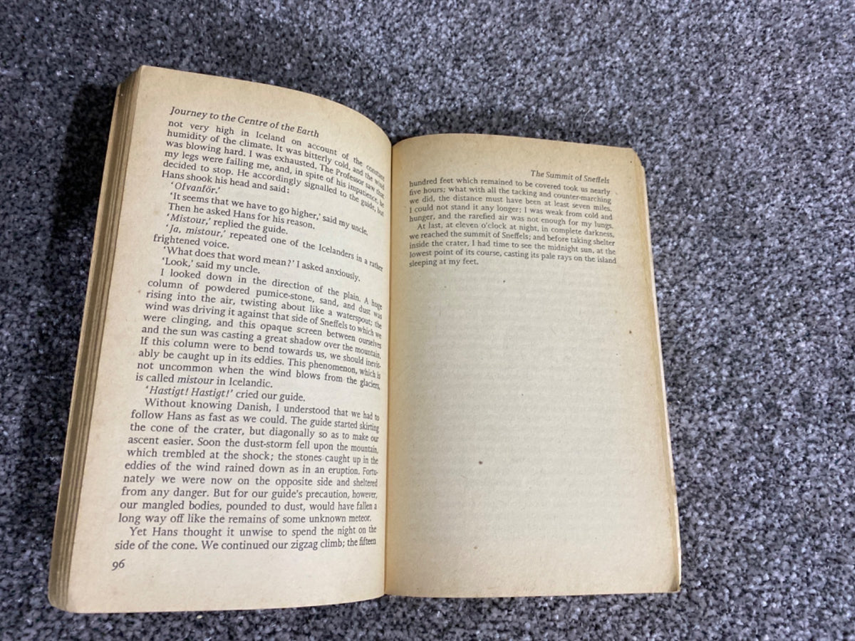 Journey to the Centre of the Earth - Jules Verne