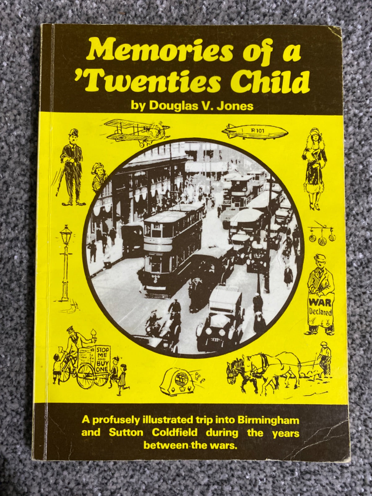Memories of a 'twenties child - Douglas V. Jones