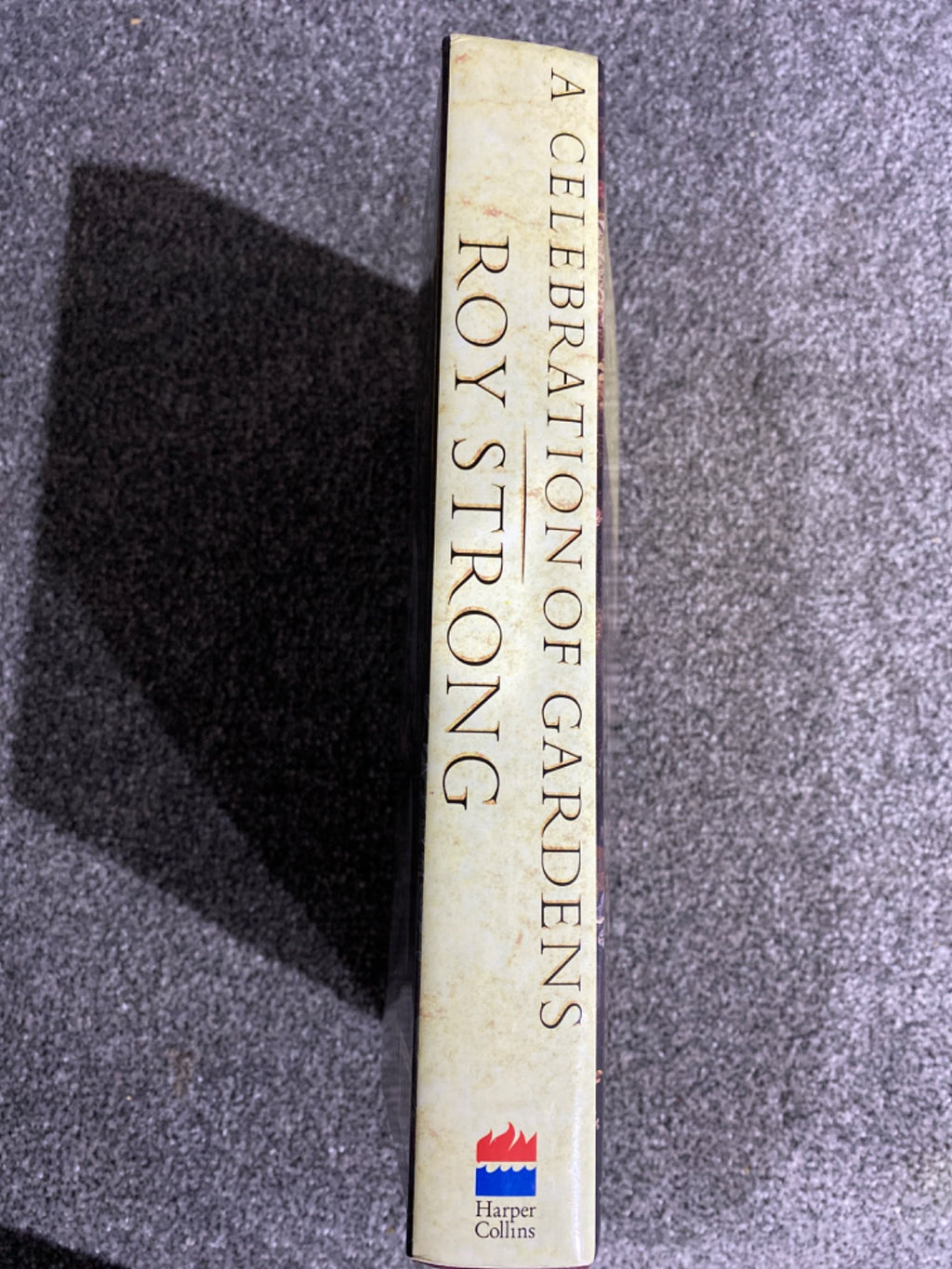 A celebration of gardens - Roy C. Strong
