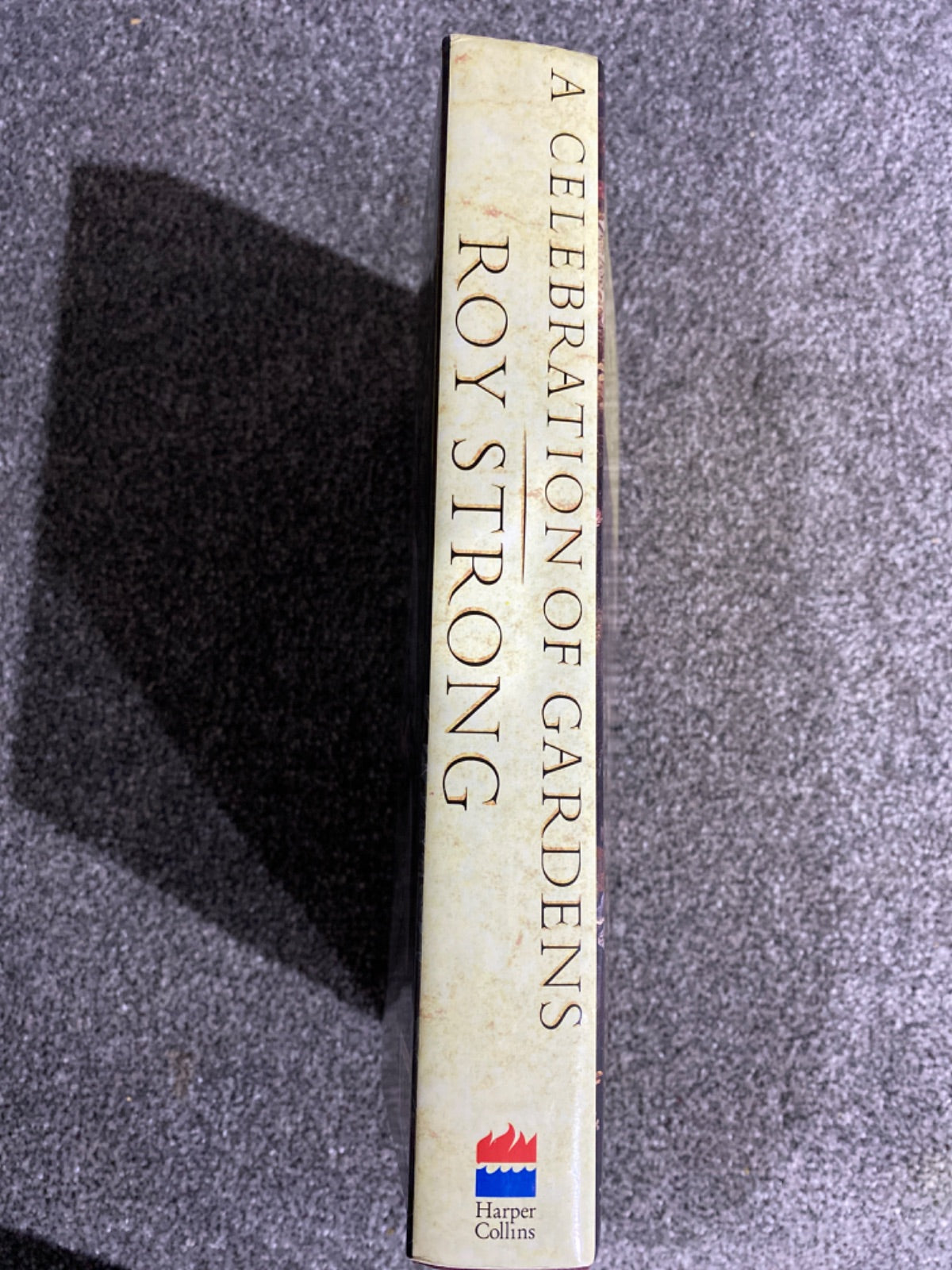 A celebration of gardens - Roy C. Strong