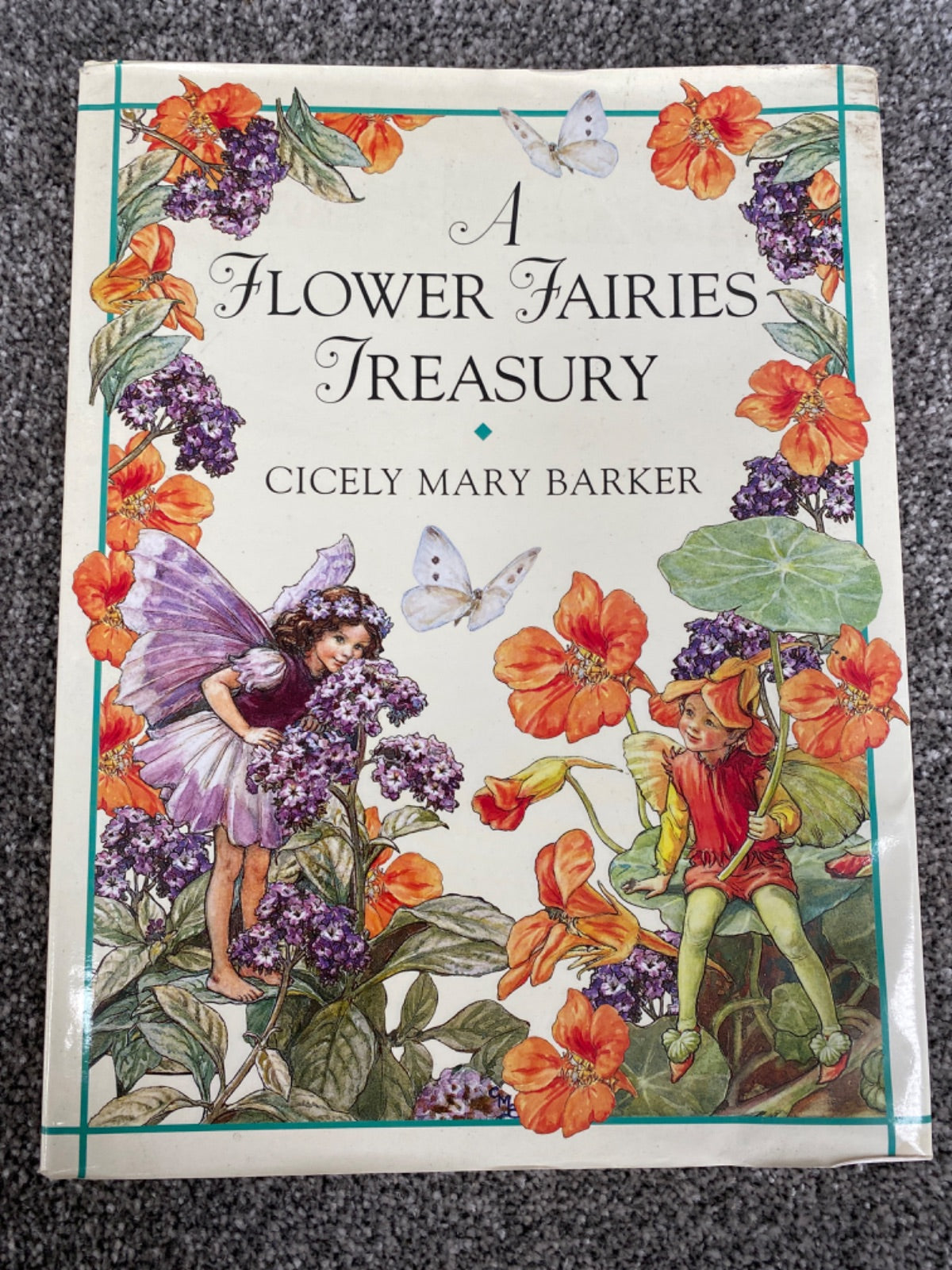 A Flower Fairies Treasury - Cicely Mary Barker