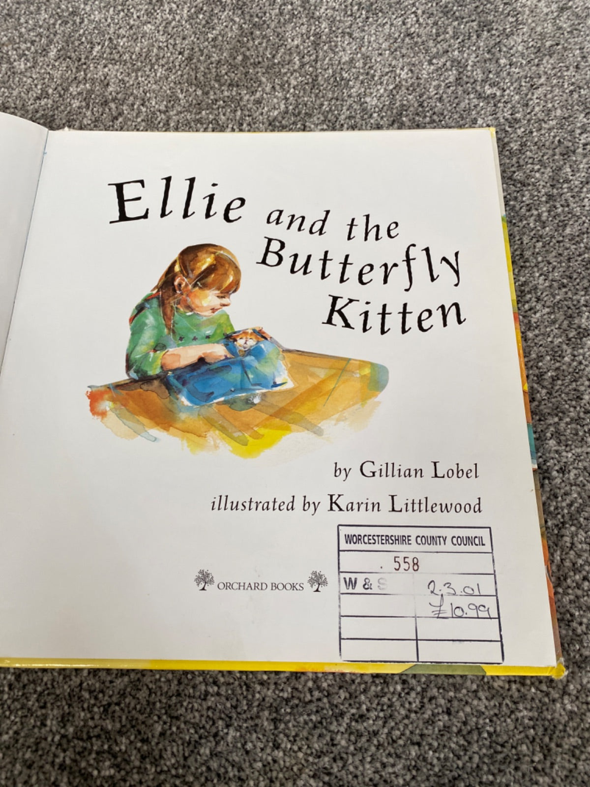 Ellie and the Butterfly Kitten - Gillian Lobel