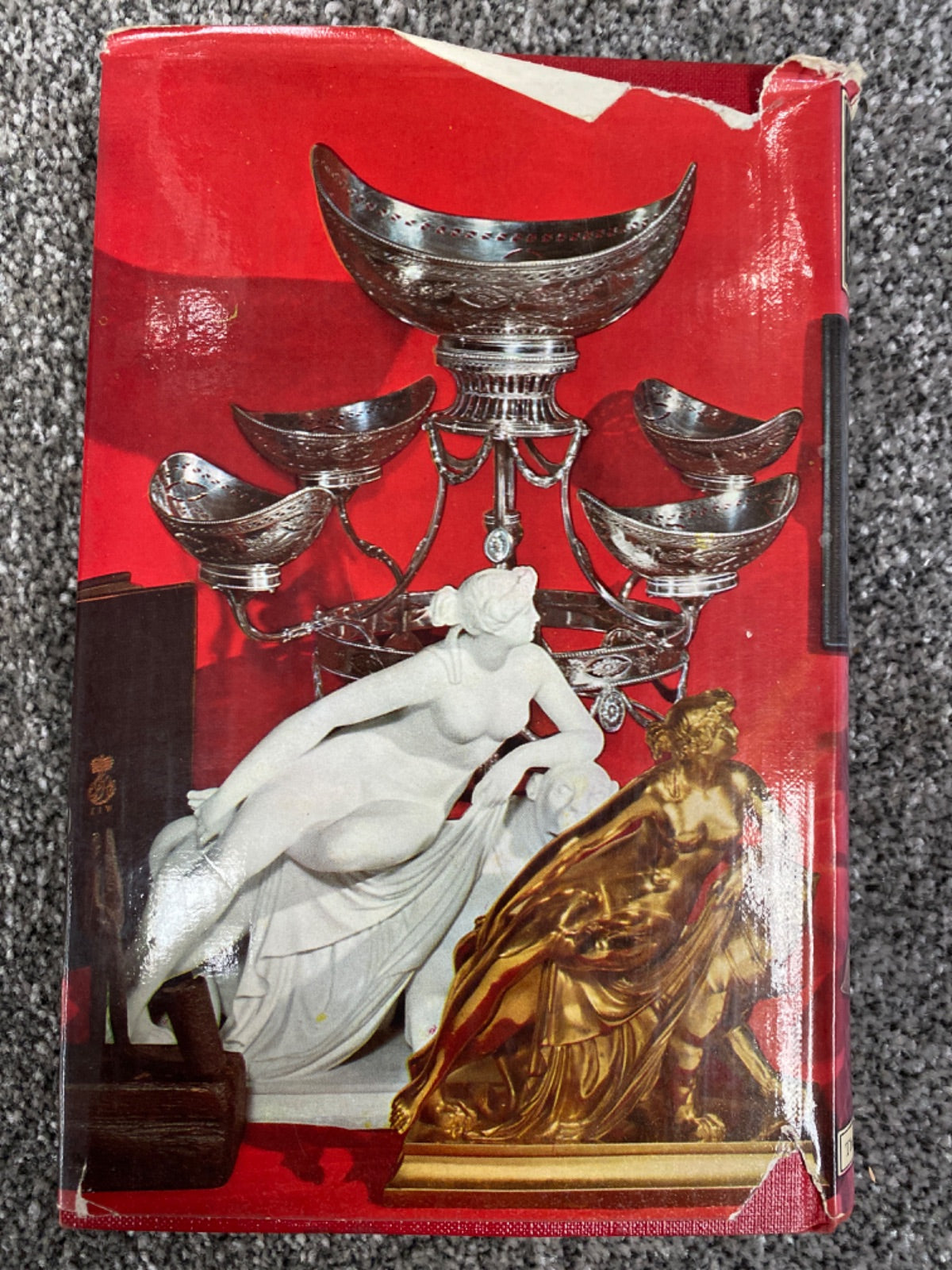 The Connoisseur's Handbook of Antique Collecting - Helena Hayward