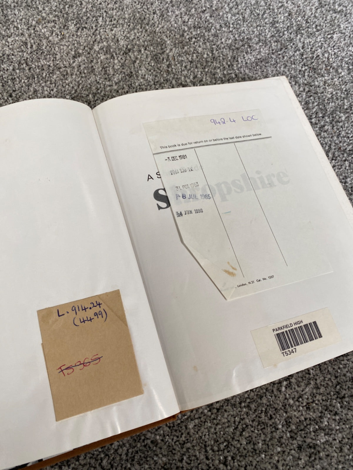 Shropshire: A Shell Guide - Michael Moulder