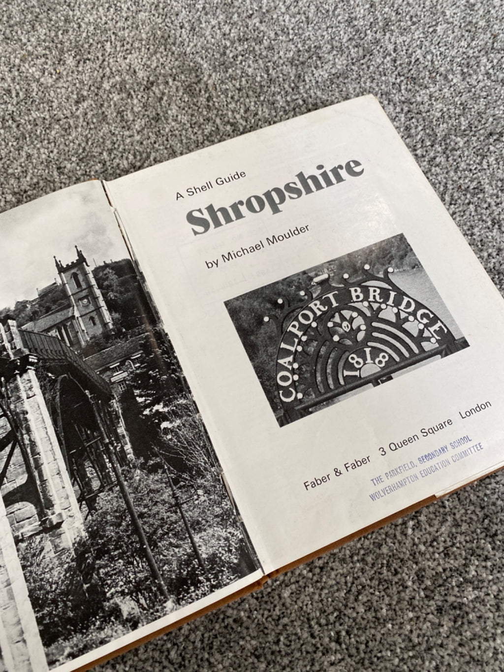 Shropshire: A Shell Guide - Michael Moulder