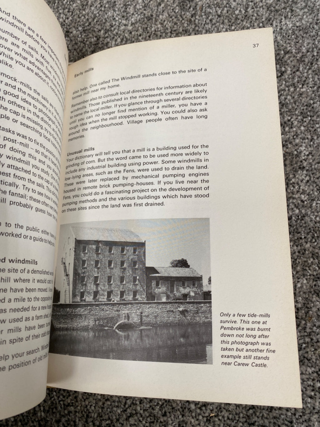 Factories, Forges and Foundries: Industrial Buildings of Britain - Roy Christian