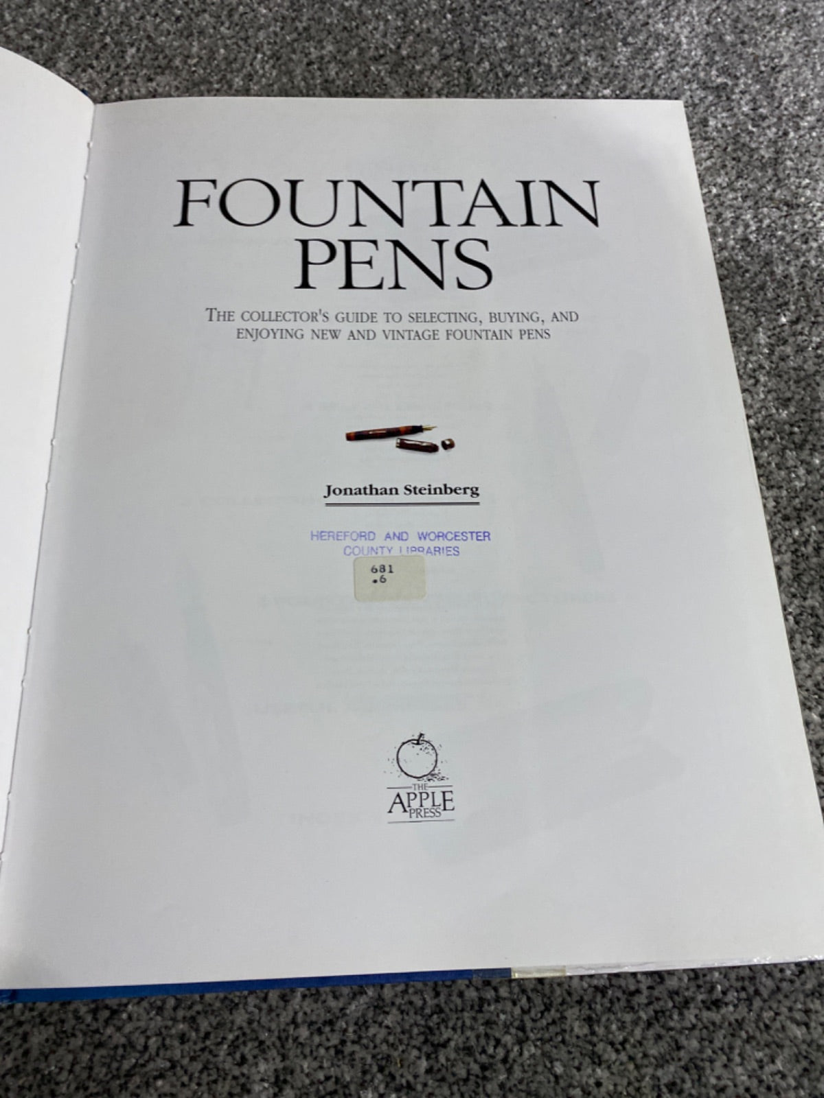 Fountain pens - Jonathan Steinberg