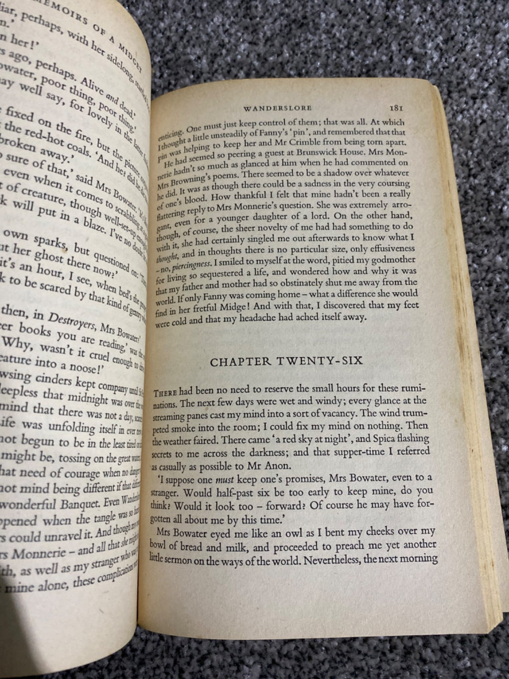 Memoirs of a Midget - Walter de la Mare