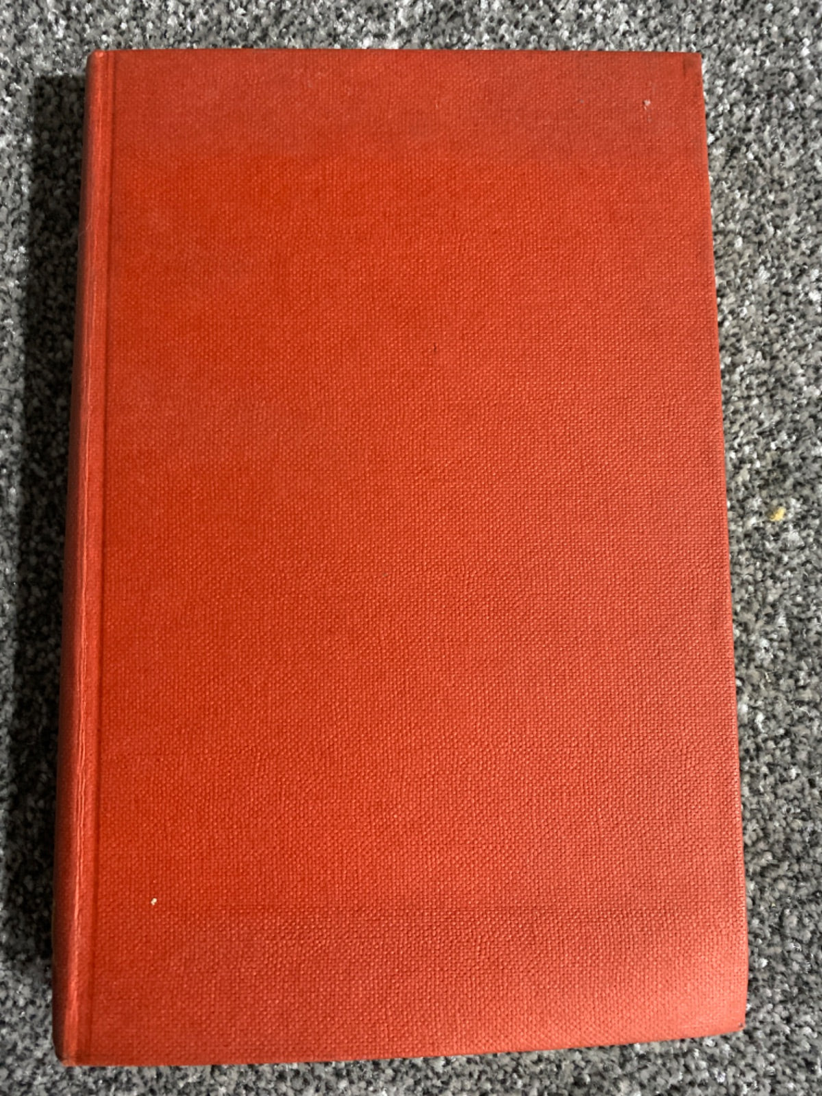 The Covered Garden - Kenneth Lemmon