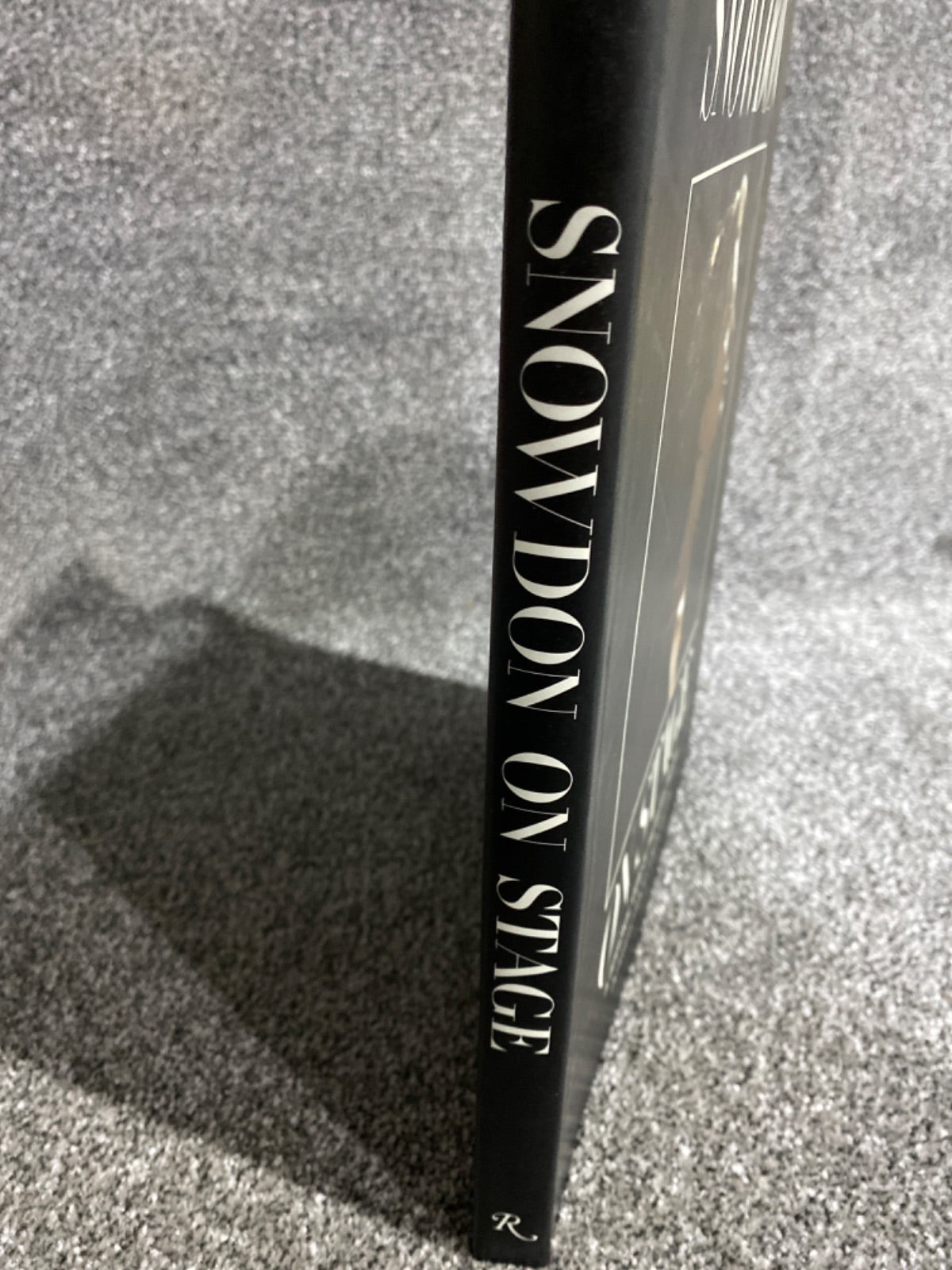 Snowdon on stage: a personal view of the British theatre - Antony Armstrong-Jones Earl of Snowdon