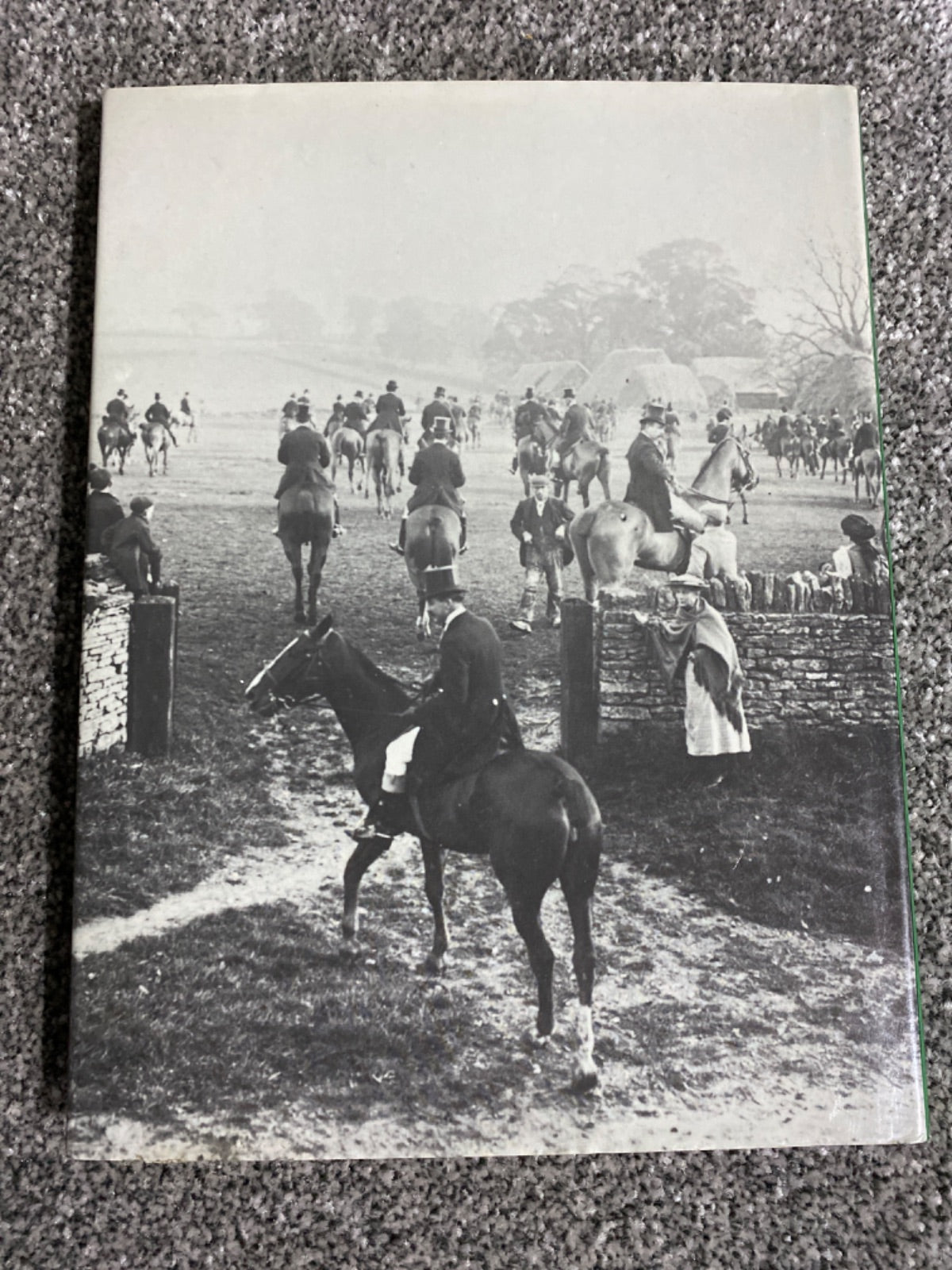 Victorian and Edwardian field sports from old photographs - J. N. P. Watson