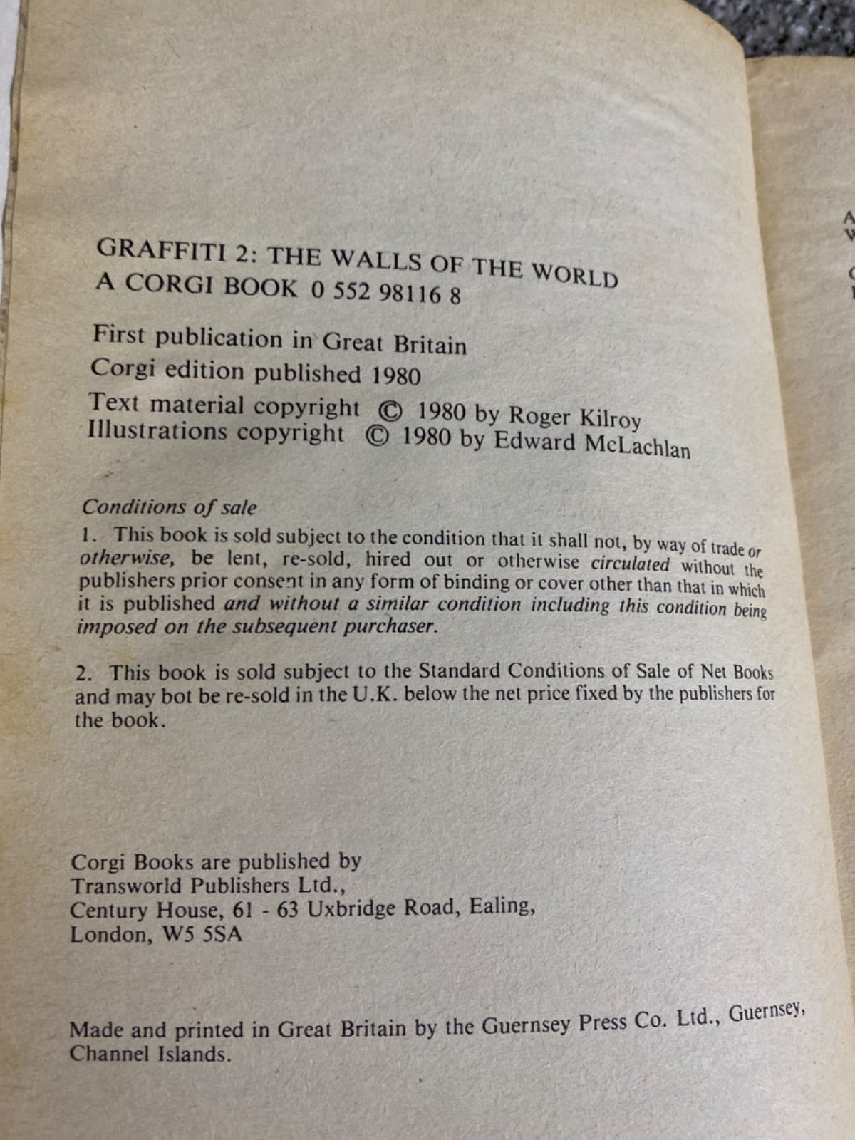 Graffiti 2: the walls of the world : more great graffiti of our times - Roger Kilroy, Edward McLachlan