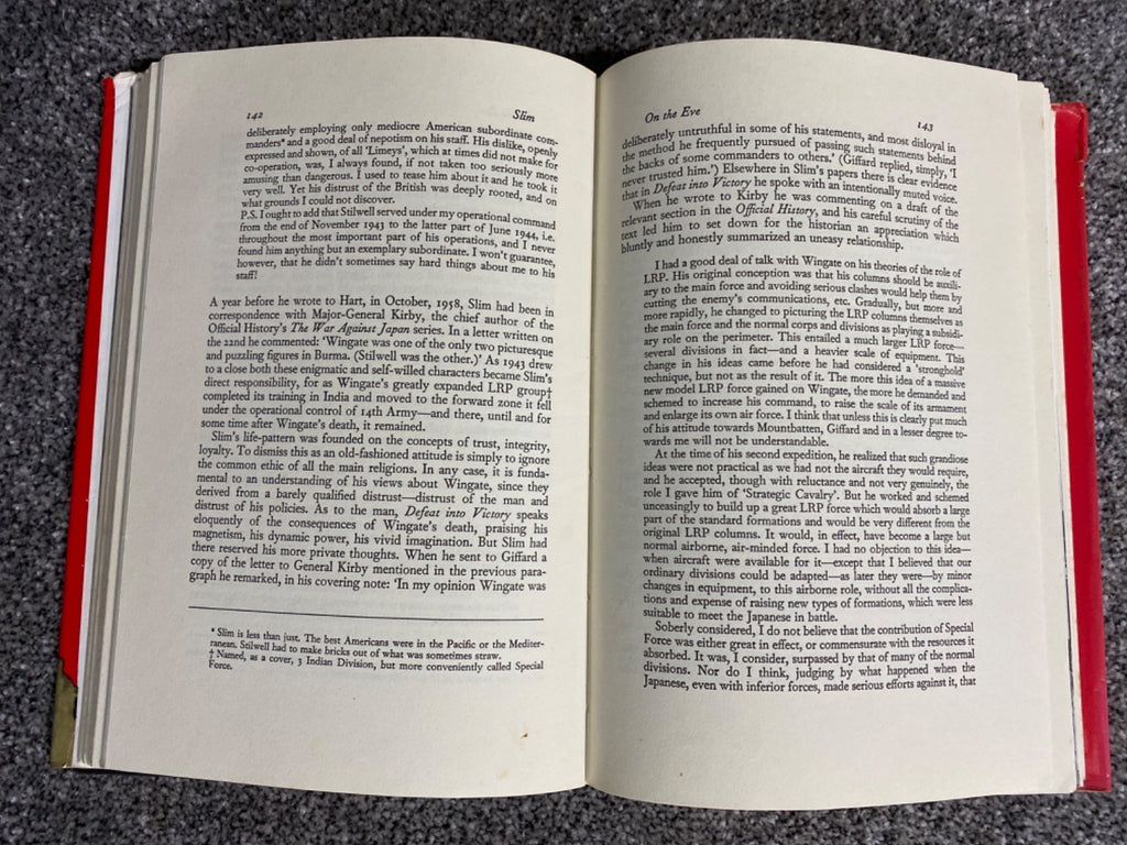 Slim: the standardbearer : a biography of Field-Marshal the Viscount Slim - Ronald Lewin