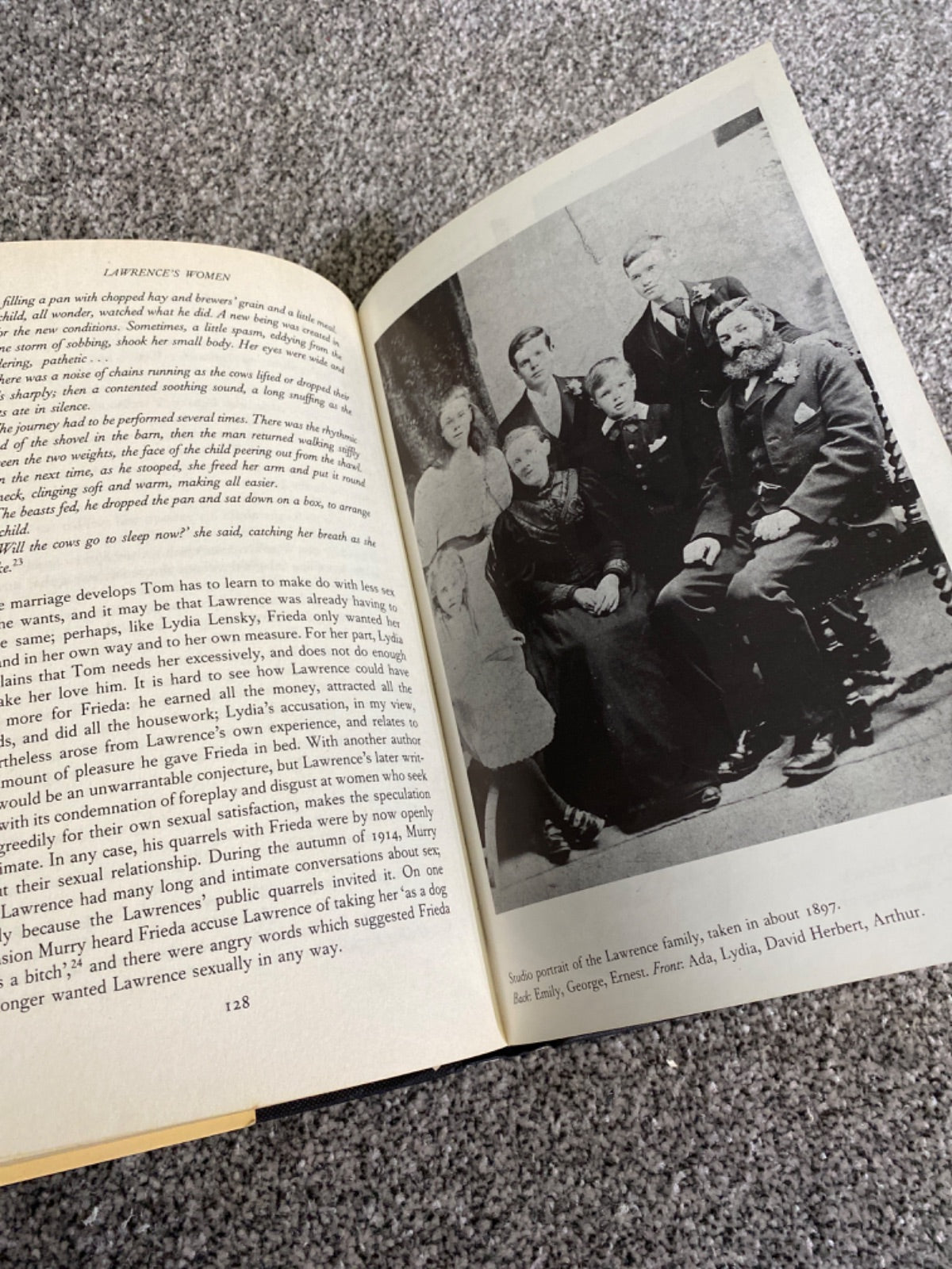 Lawrence's women: the intimate life of D.H. Lawrence - Elaine Feinstein