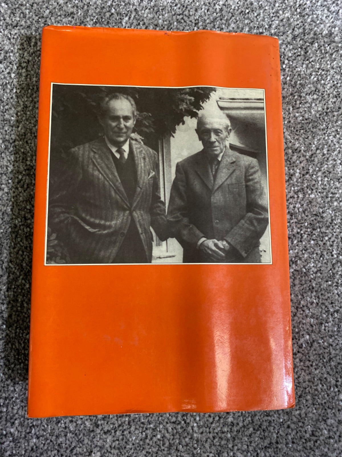 Hitler Lives - Pierre Galante