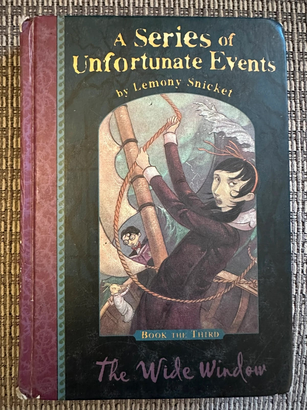 A Series of Unfortunate Events: The Wide Window - Lemony Snicket