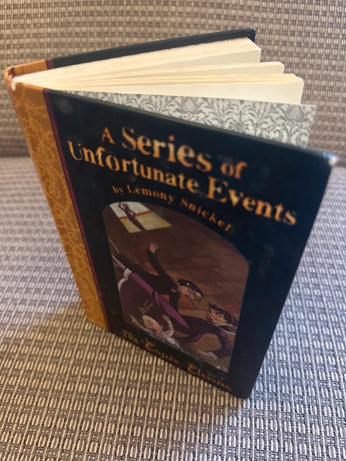 A Series of Unfortunate Events: The Ersatz Elevator - Lemony Snicket
