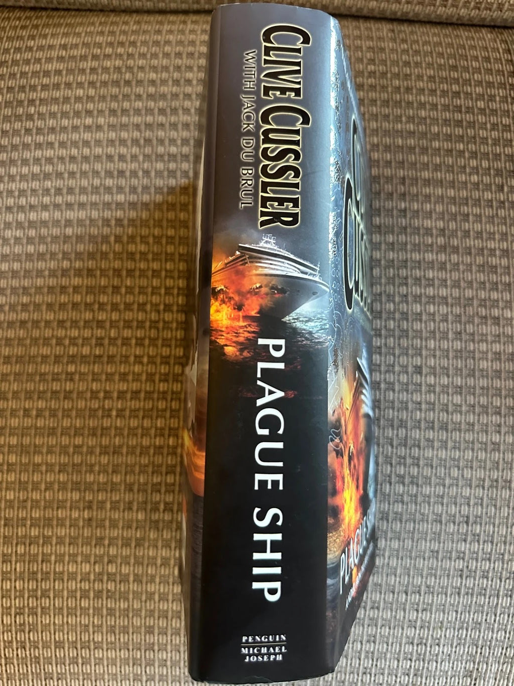 Plague Ship - Clive Cussler