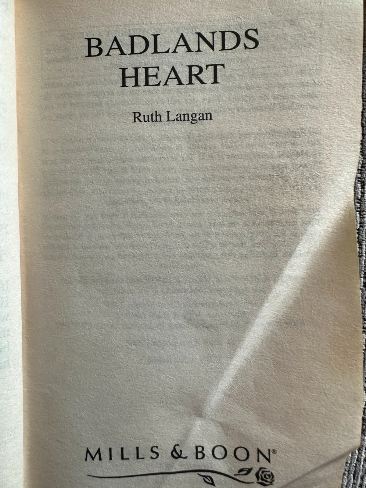 Badlands Heart / Badlands Law - Ruth Langan