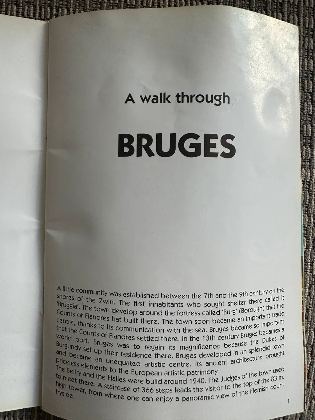 A Walk Through Bruges: Map of the City and 60 Colour Photos