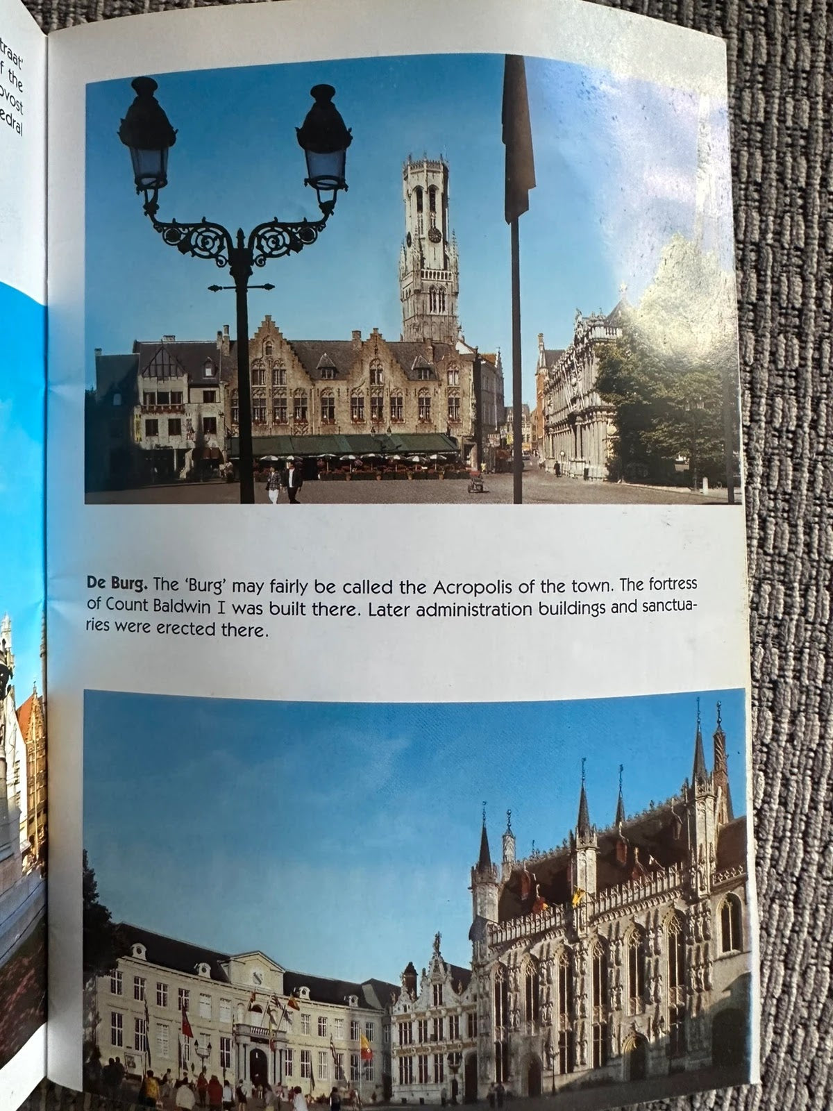 A Walk Through Bruges: Map of the City and 60 Colour Photos