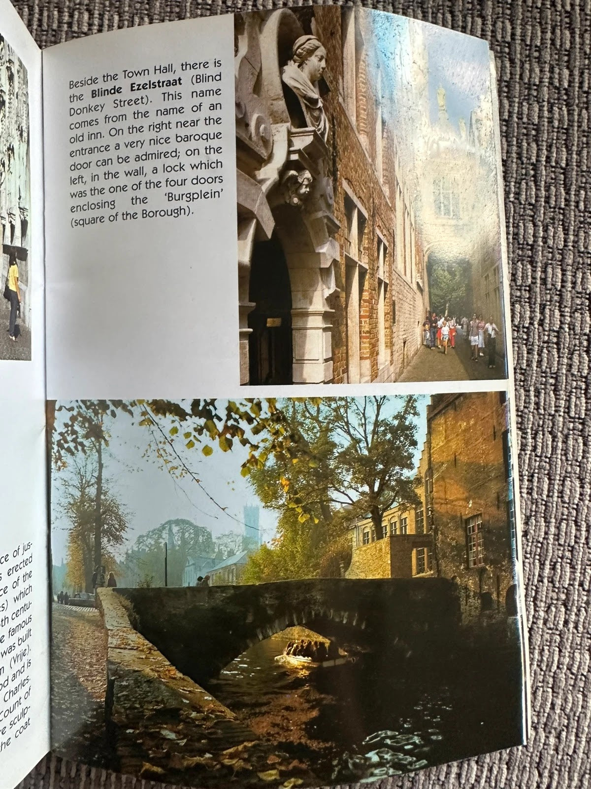 A Walk Through Bruges: Map of the City and 60 Colour Photos