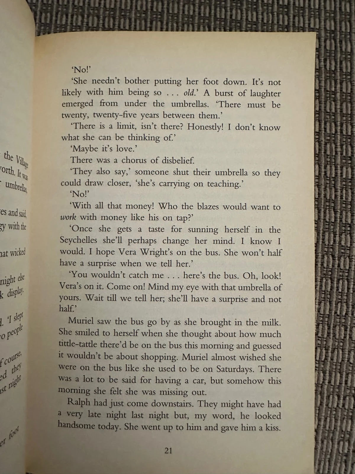 Intrigue in the Village - Rebecca Shaw