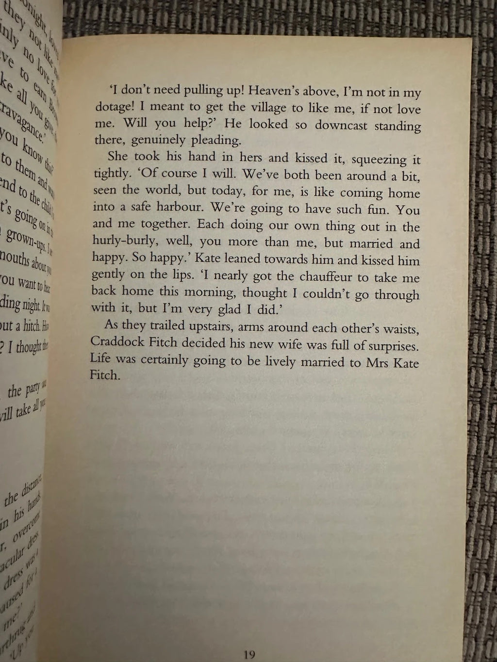 Intrigue in the Village - Rebecca Shaw