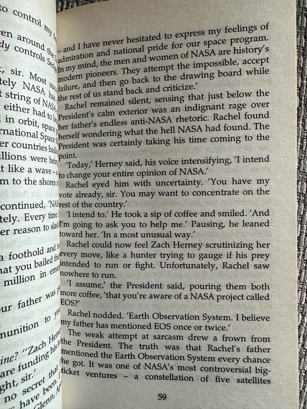 Deception Point - Dan Brown