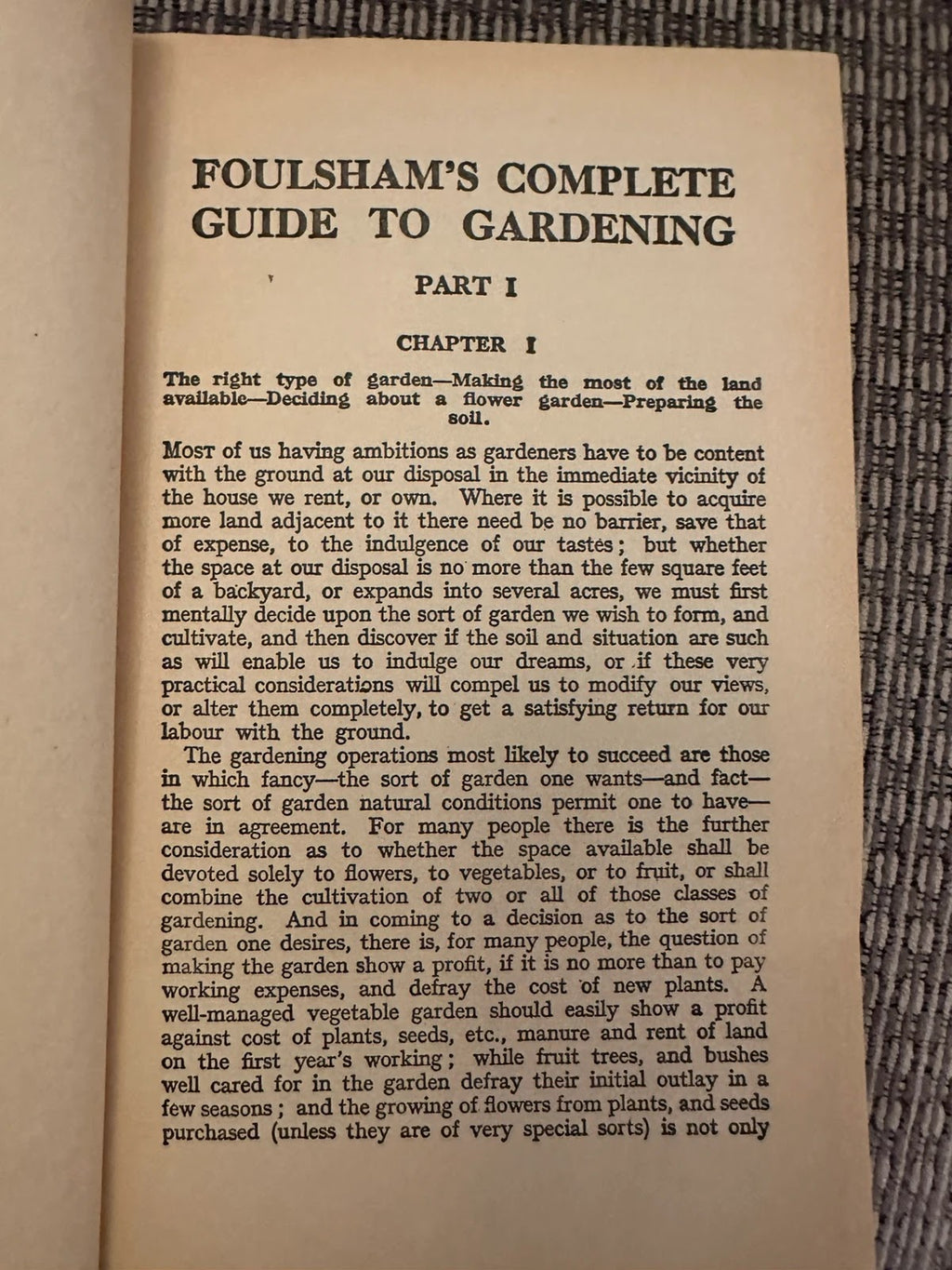 Foulsham's Complete Guide to Gardening