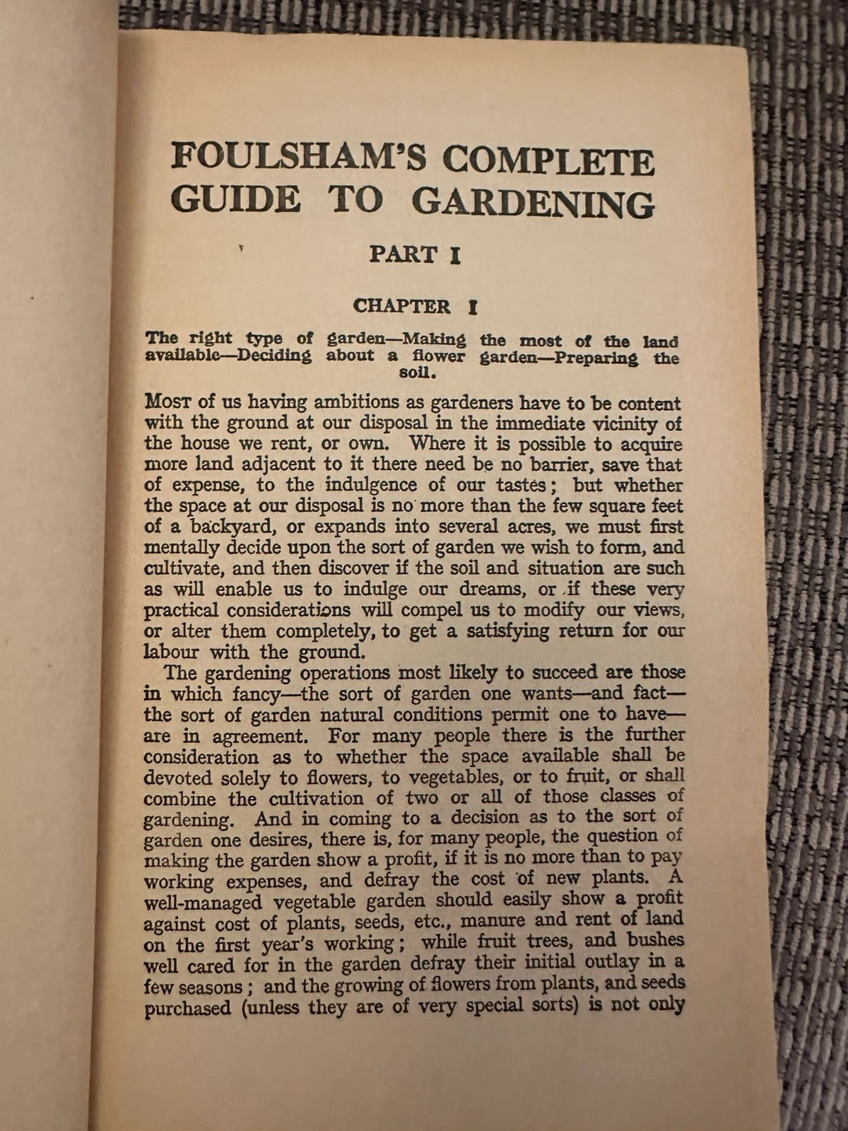 Foulsham's Complete Guide to Gardening
