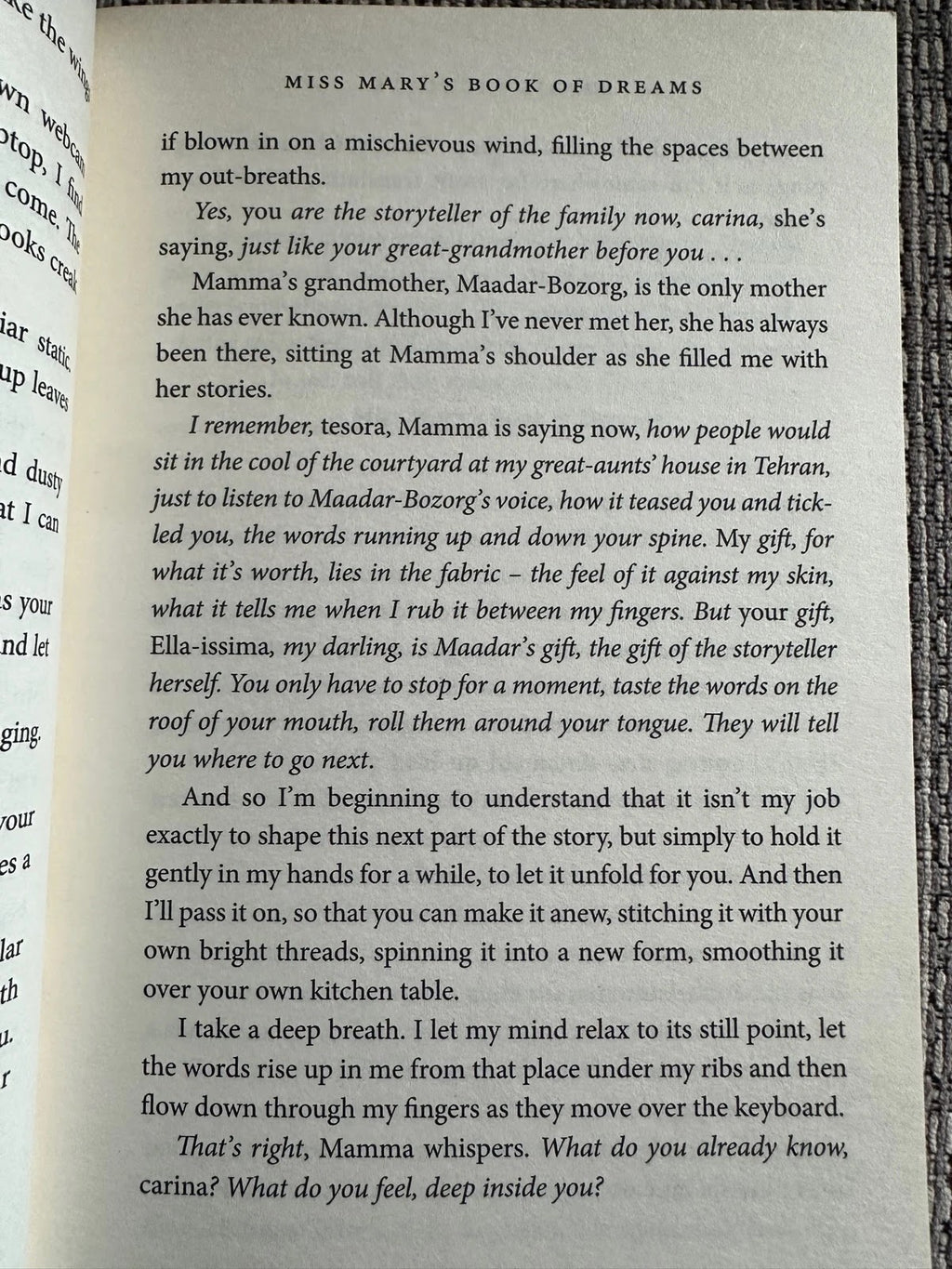 Miss Mary's Book of Dreams - Sophie Nicholls