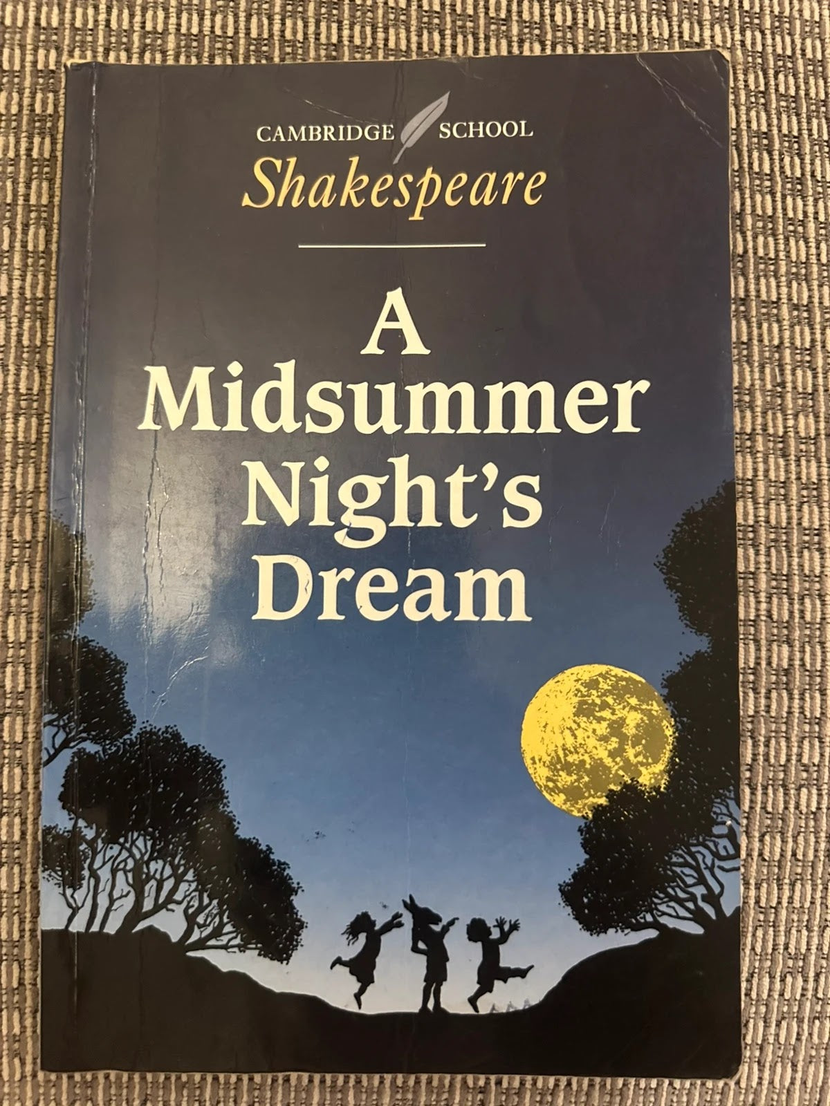 A Midsummer Night's Dream (Cambridge School Shakespeare) - William Shakespeare