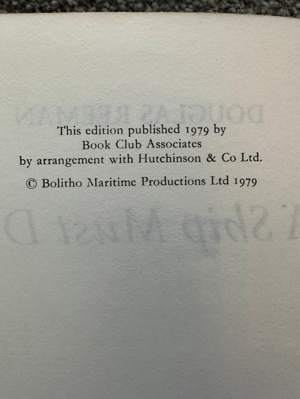A Ship Must Die - Douglas Reeman